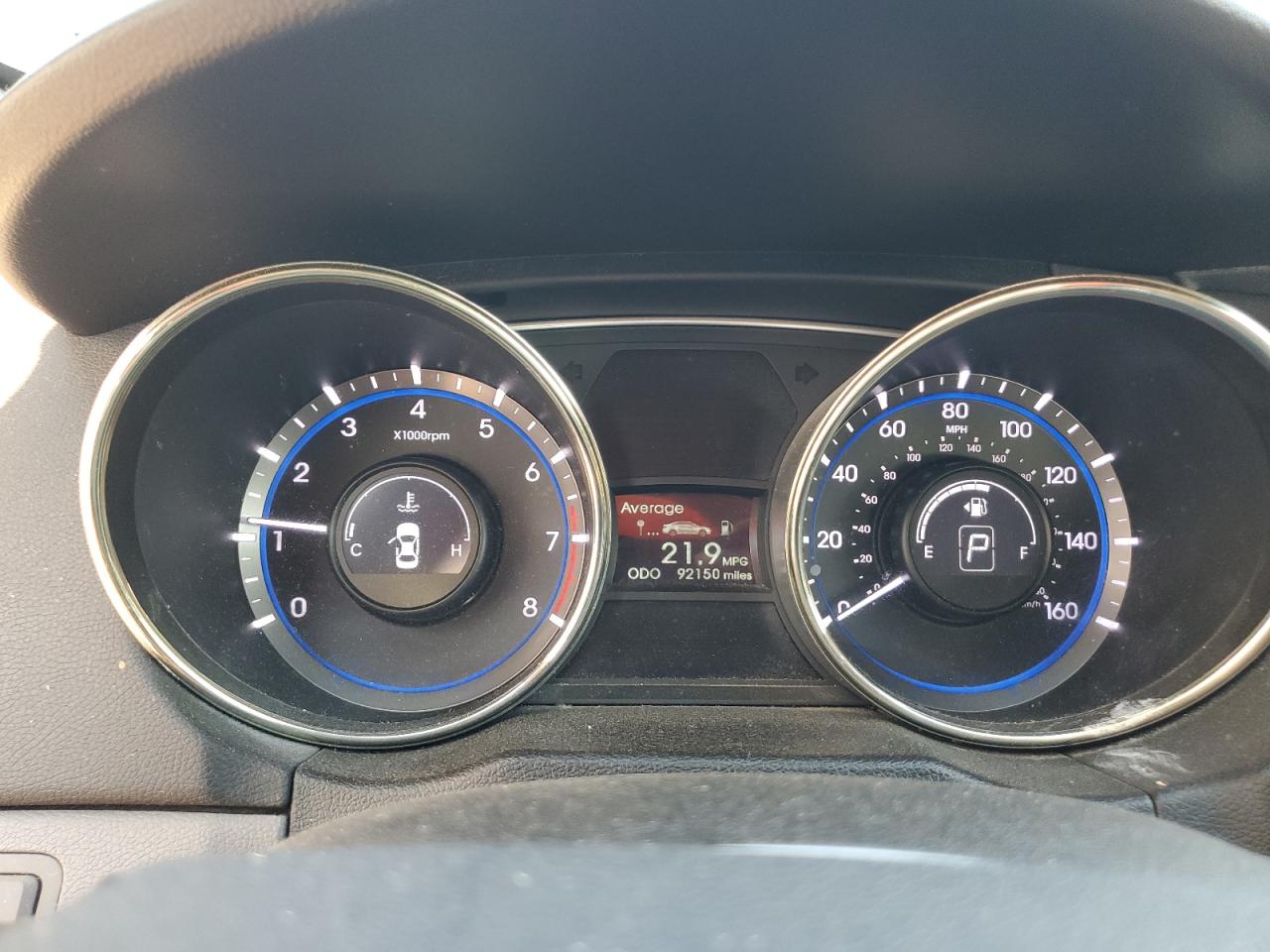 2011 Hyundai Sonata - Image 9
