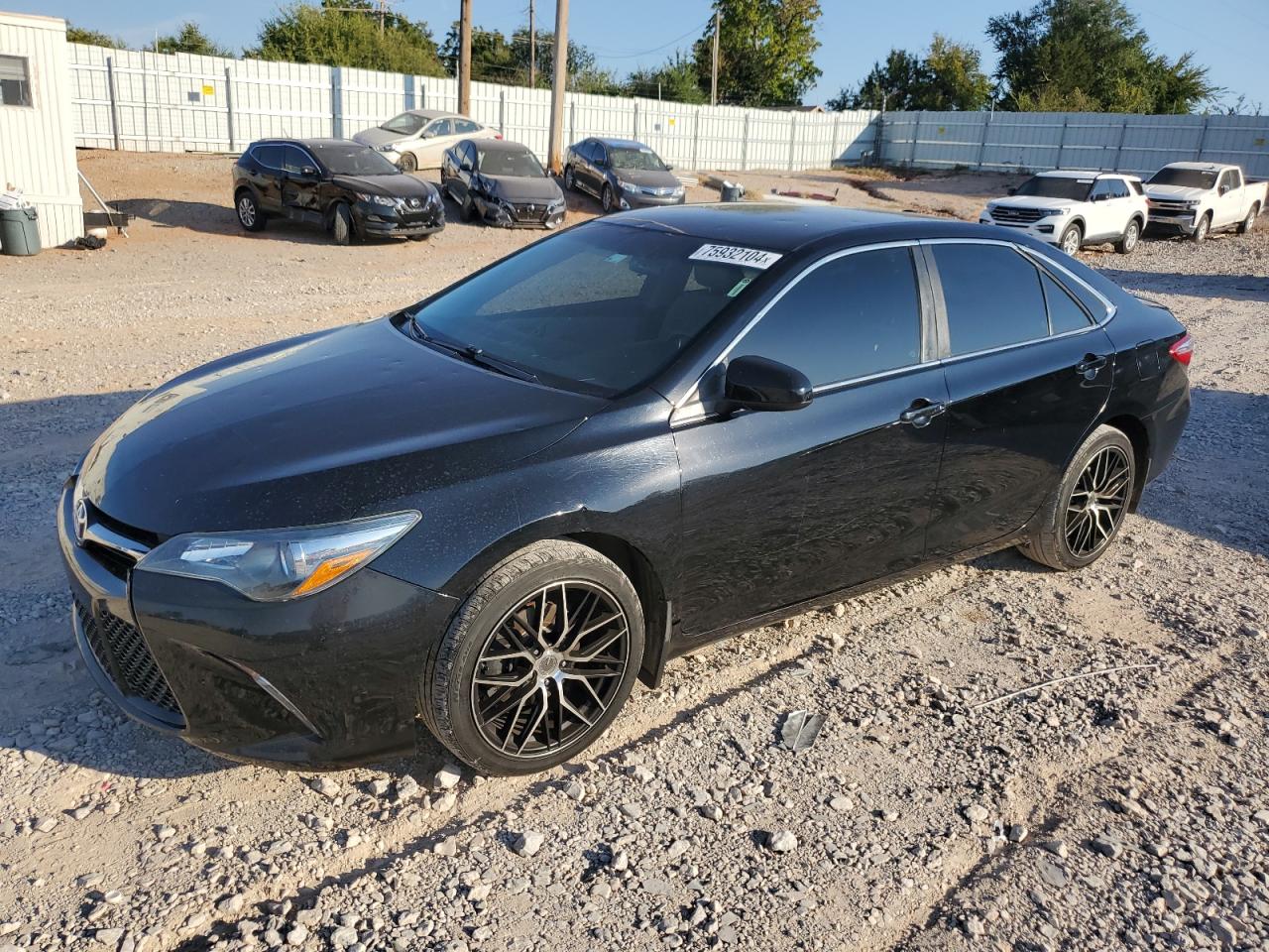 4T1BF1FK0GU521269 2016 TOYOTA CAMRY - Image 1