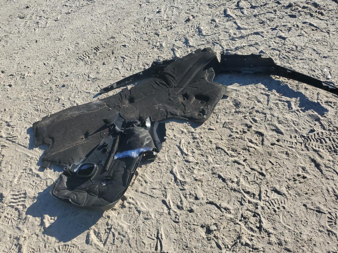 2021 Honda Passport Elite VIN: 5FNYF8H04MB009604 Lot: 76701394