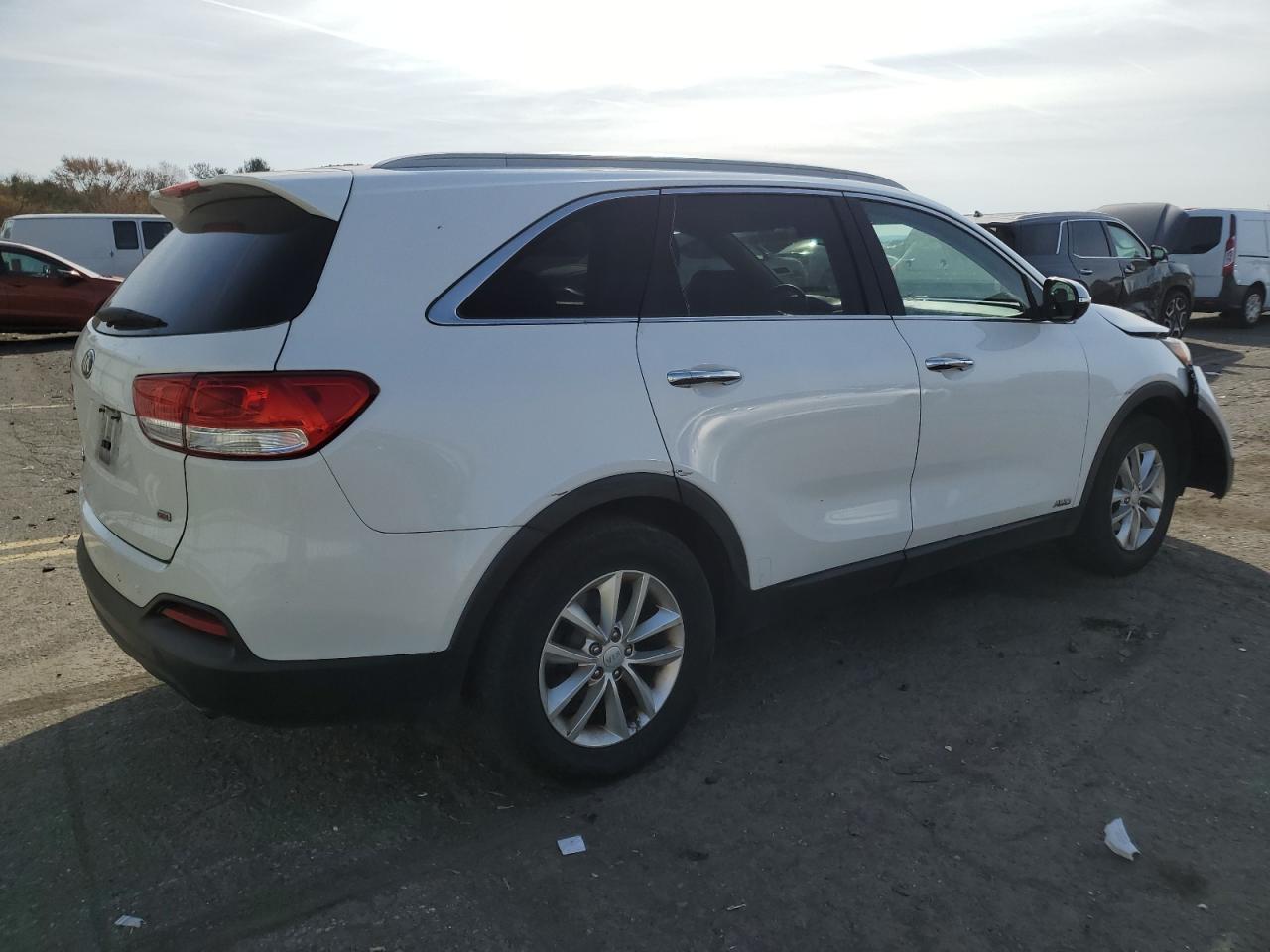 2016 Kia Sorento - Image 3