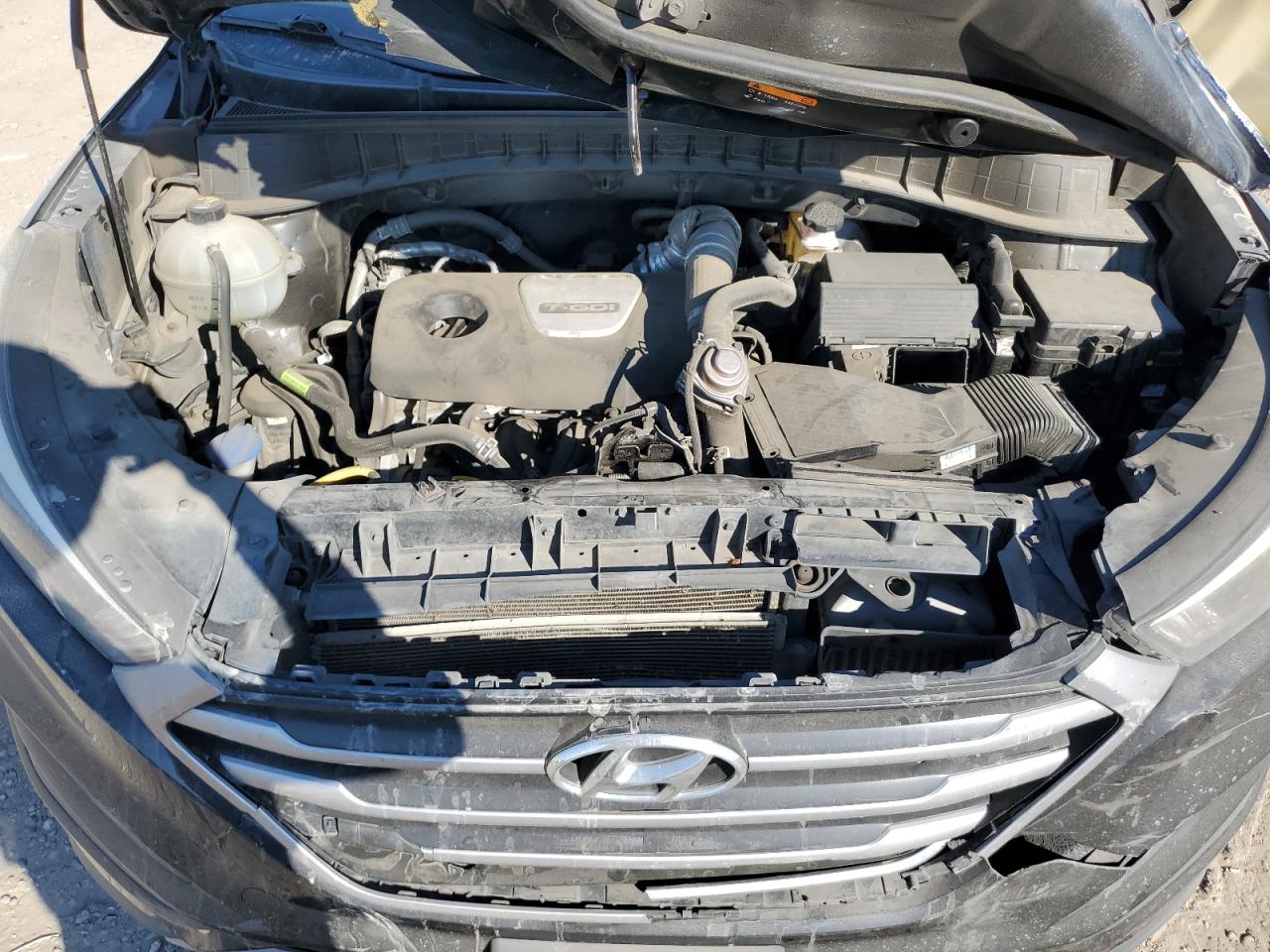 KM8J33A26JU806105 2018 Hyundai Tucson Value