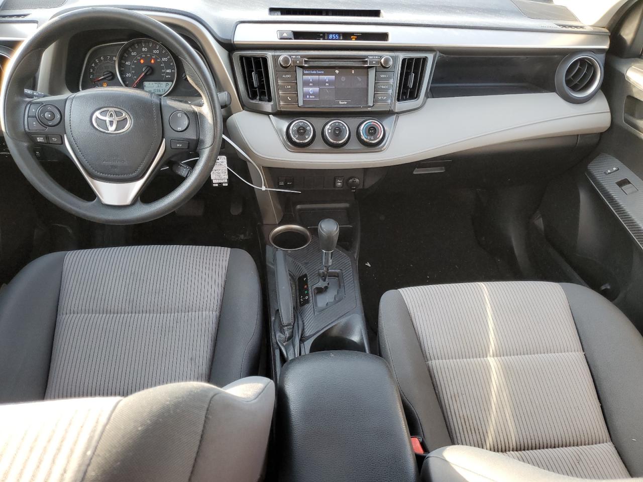 2T3ZFREV4FW204738 2015 Toyota Rav4 Le