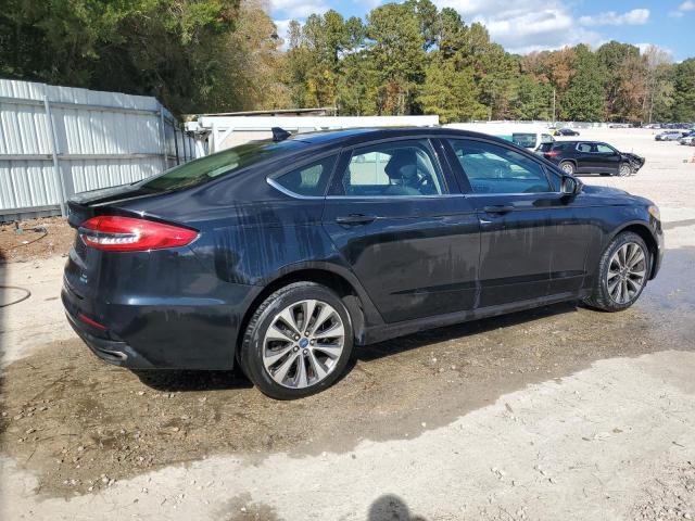  FORD FUSION 2020 Czarny