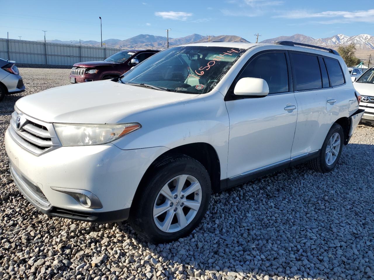 VIN 5TDBK3EH5DS258598 2013 TOYOTA HIGHLANDER no.1