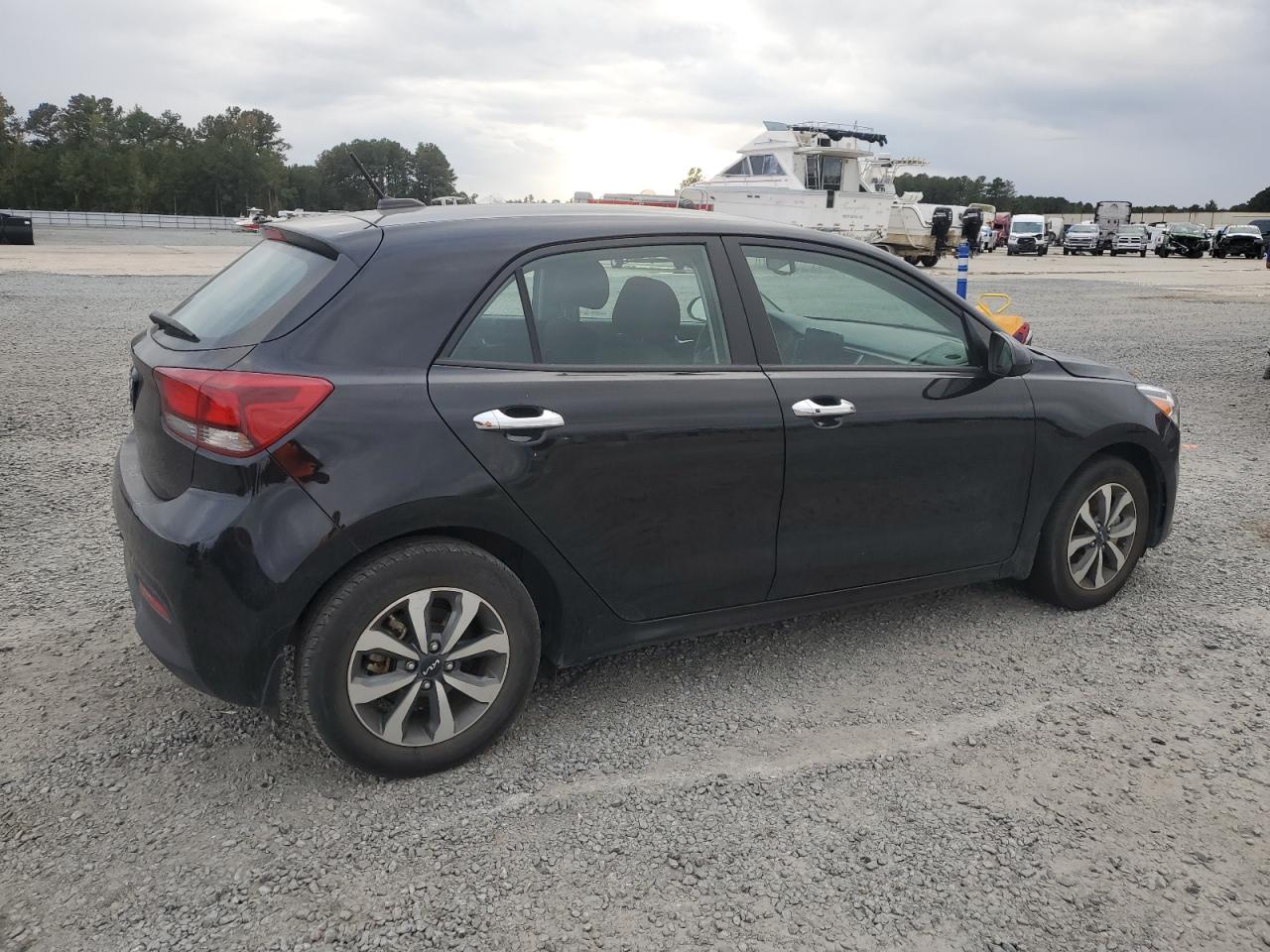 2023 Kia Rio - Image 3