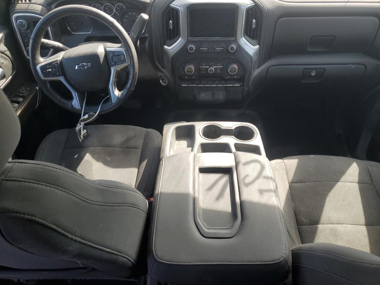 2019 Chevrolet Silverado - Image 8