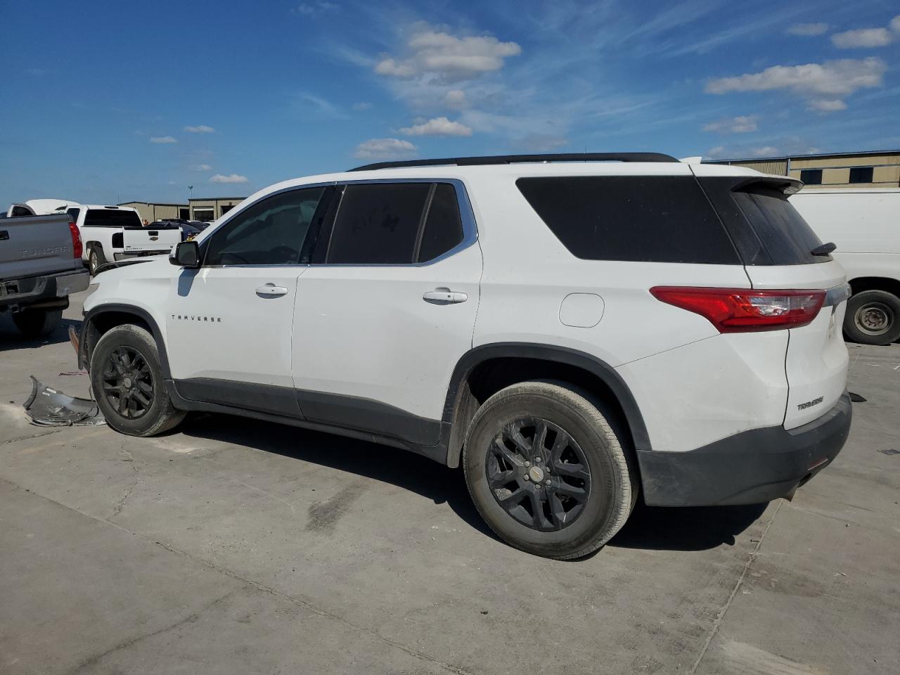 2019 Chevrolet Traverse - Image 2