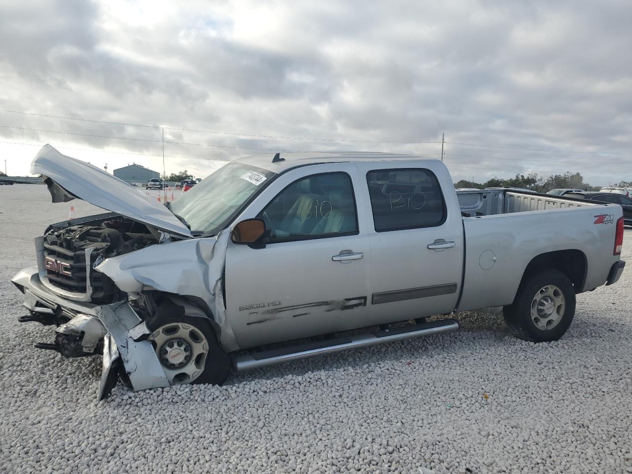 2010 GMC Sierra - Image 1