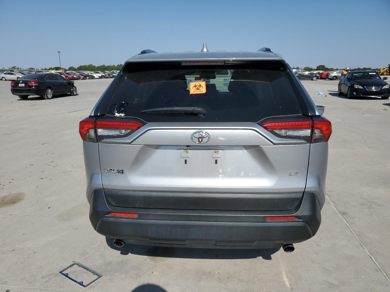 JTMH1RFVXKD506759 2019 Toyota Rav4 Le