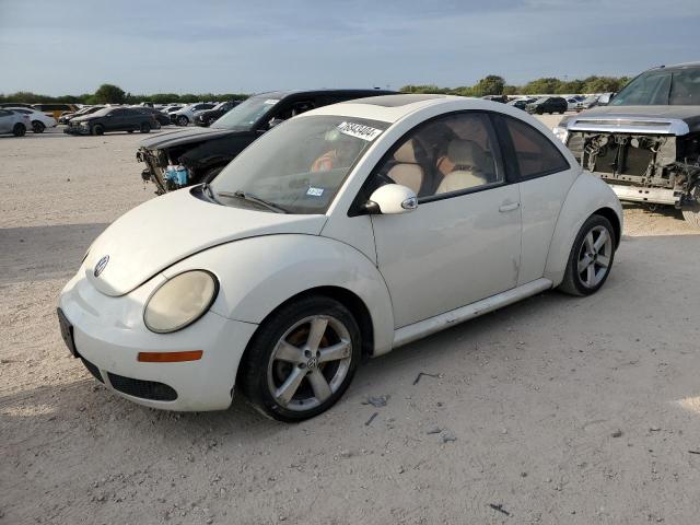 2008 Volkswagen New Beetle Triple White