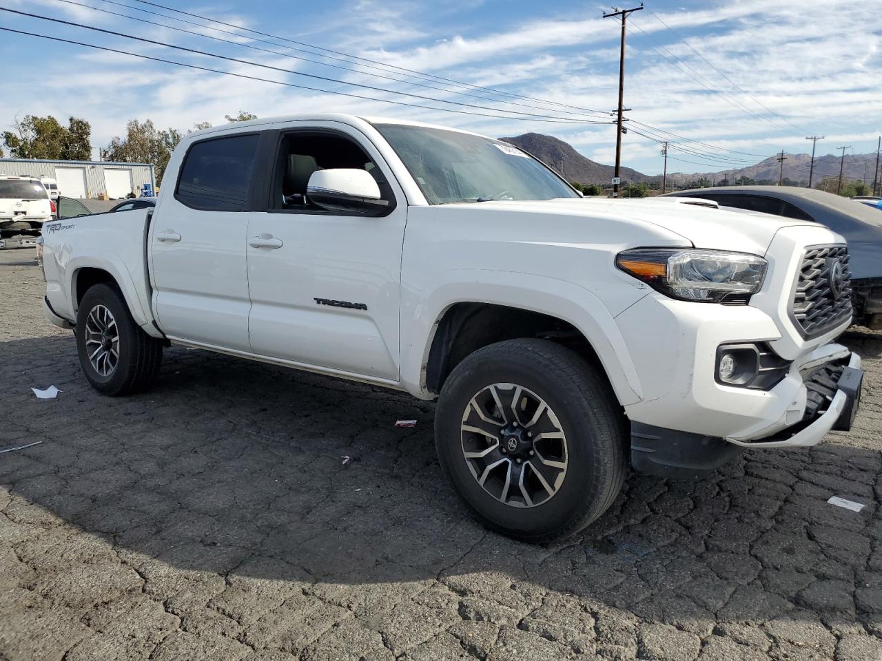 2020 Toyota Tacoma - Image 4