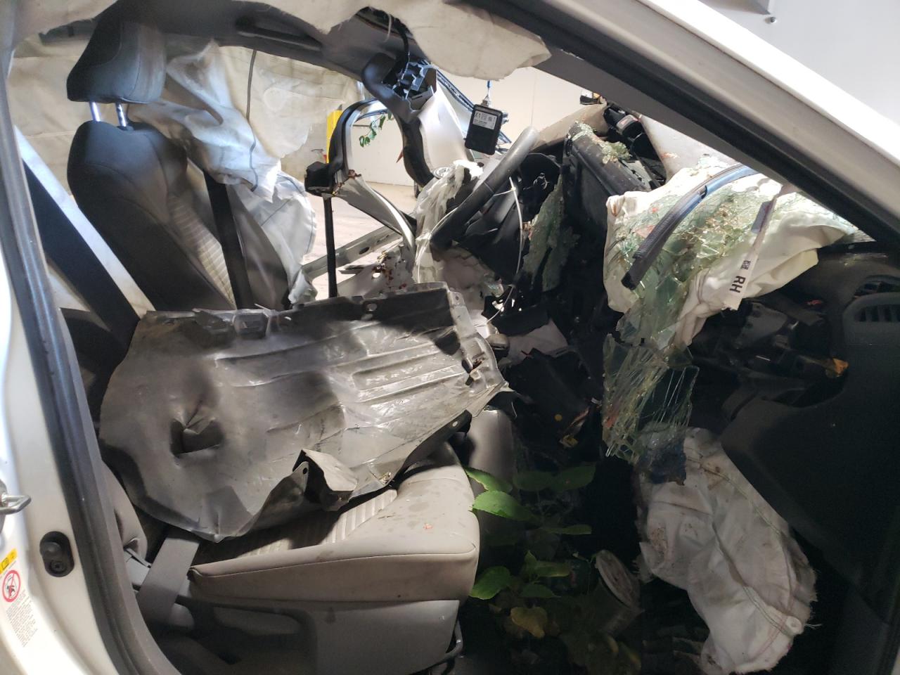 2019 Toyota Camry - Image 7