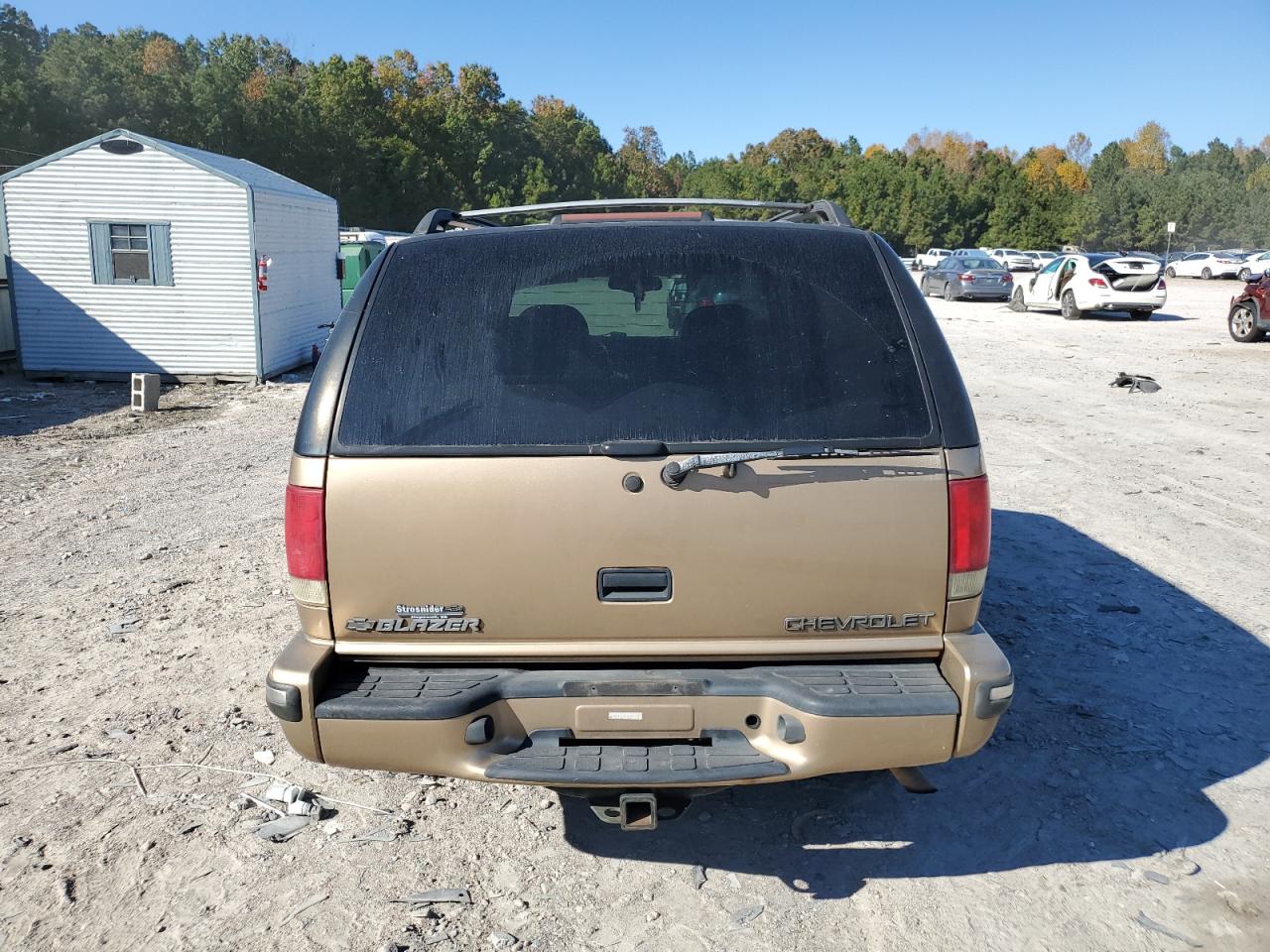 1999 Chevrolet Blazer VIN: 1GNDT13WXX2105262 Lot: 77536214