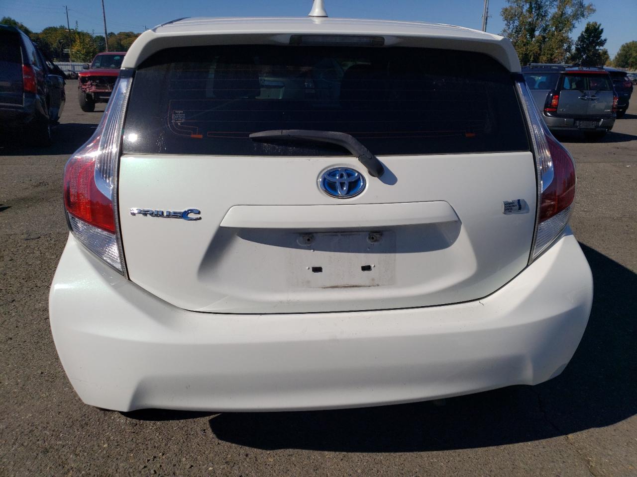 JTDKDTB32G1131053 2016 Toyota Prius C