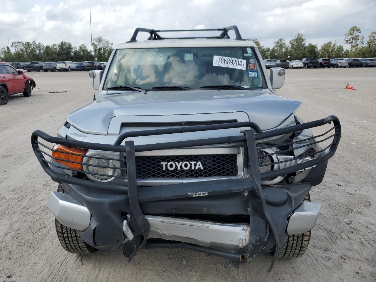 2012 Toyota FJ Cruiser - Image 5