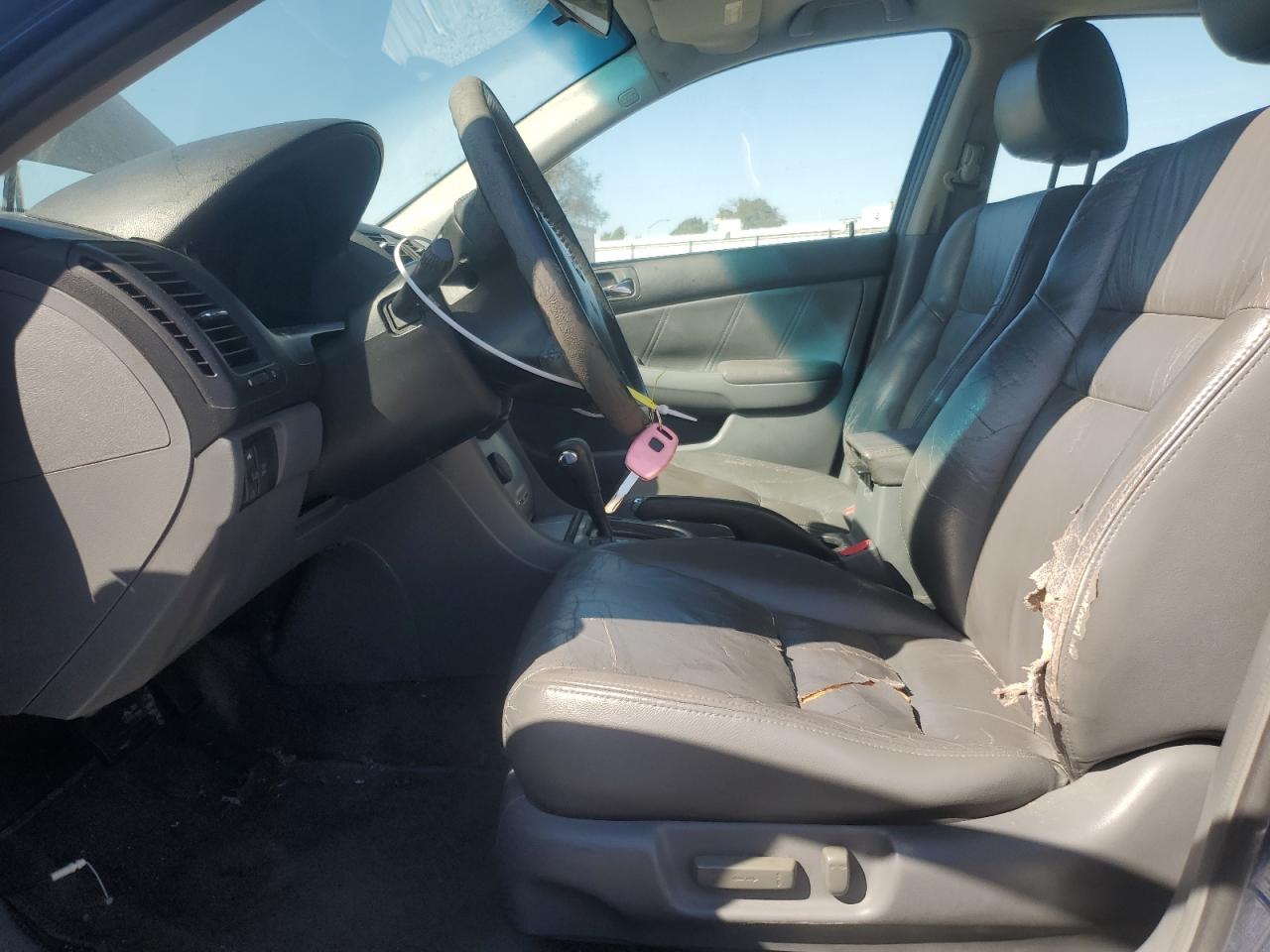 2003 Honda Accord - Image 7