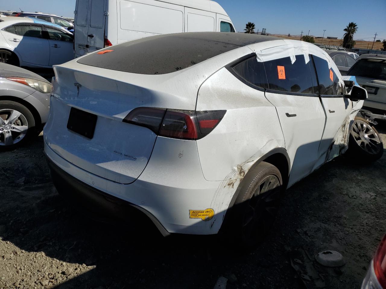 VIN 7SAYGDEEXNF325891 2022 TESLA MODEL Y no.3