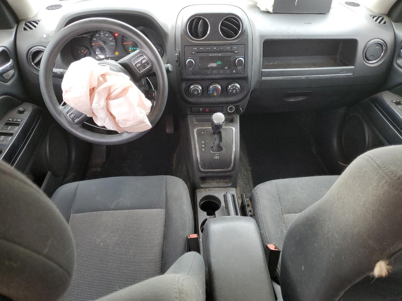 2012 Jeep Liberty (Patriot) - Image 8