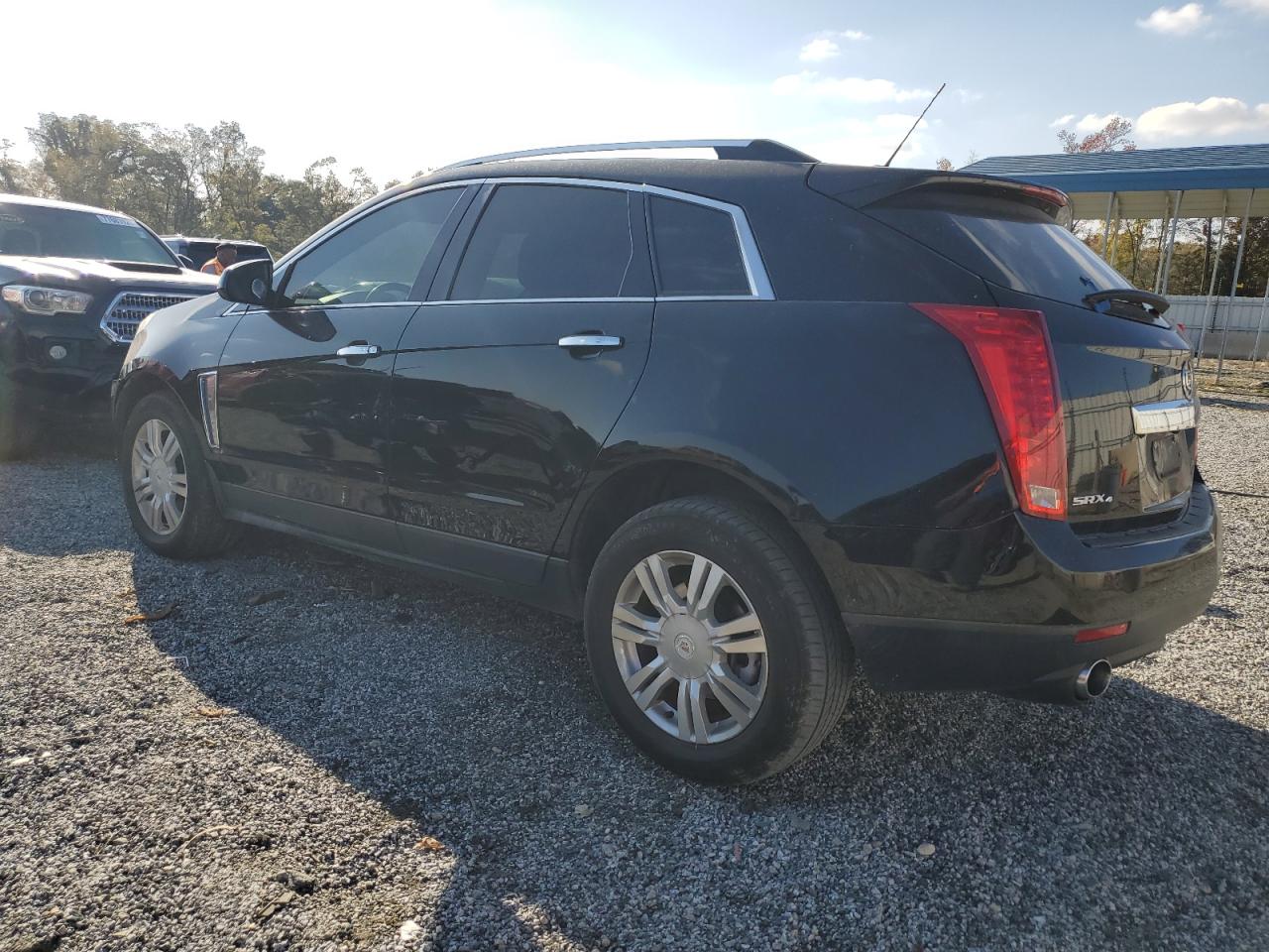 VIN 3GYFNEE33GS507547 2016 CADILLAC SRX no.2