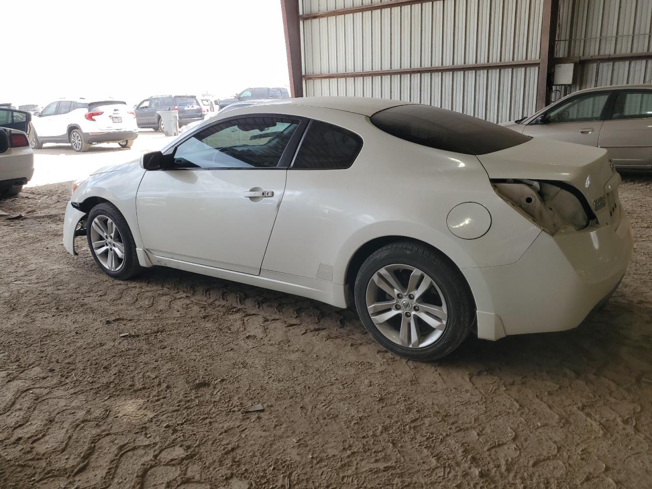 2013 Nissan Altima - Image 2