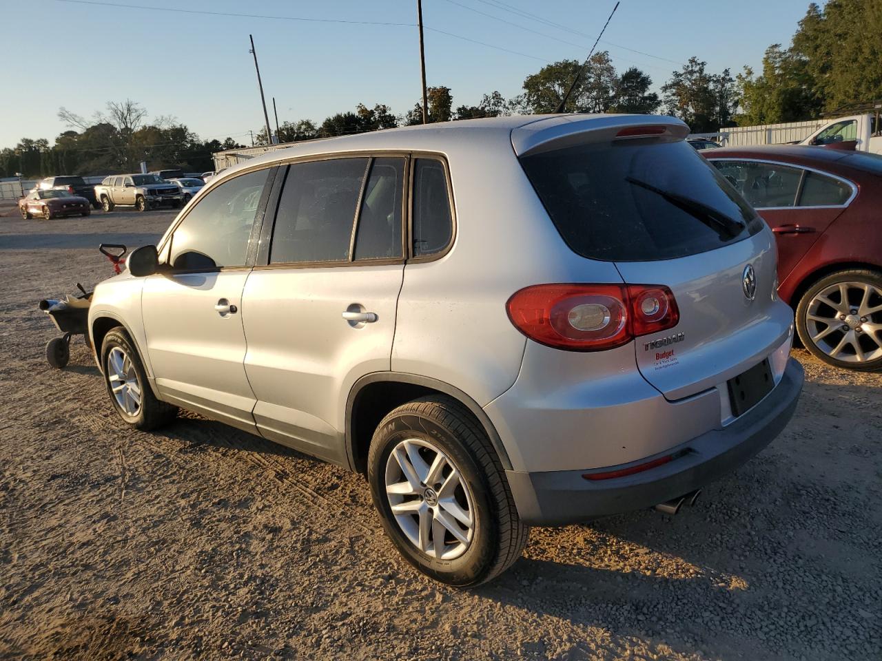 2011 Volkswagen Tiguan S VIN: WVGAV7AX8BW519688 Lot: 75662054