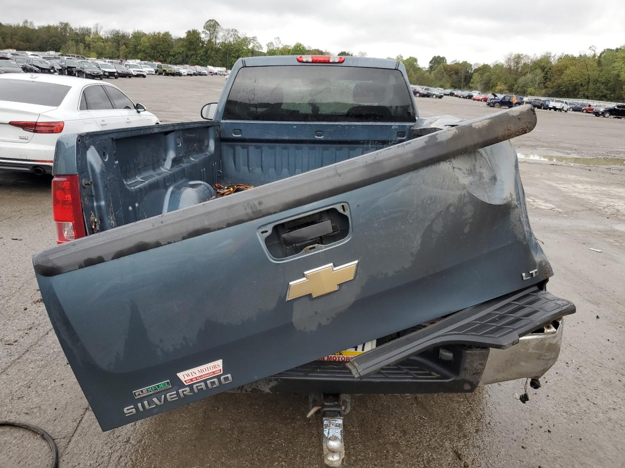 1GCNCSE07BZ462085 2011 Chevrolet Silverado C1500 Lt