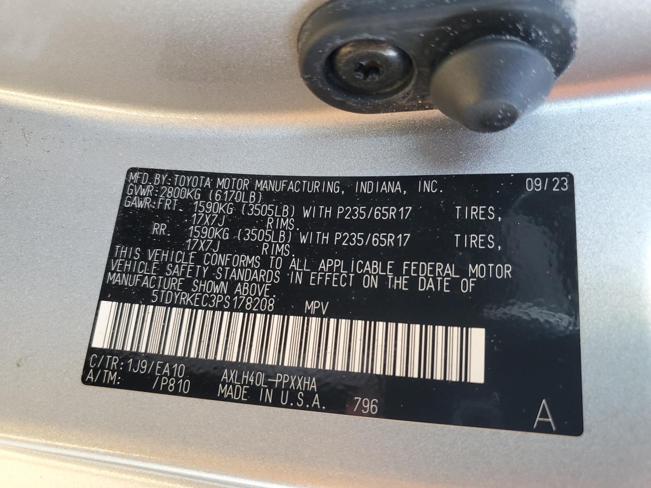 5TDYRKEC3PS178208 2023 Toyota Sienna Xle