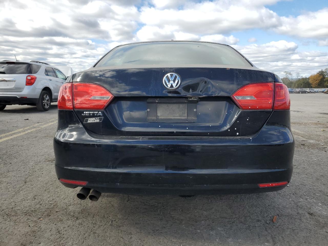 2012 Volkswagen Jetta Base VIN: 3VW2K7AJ4CM351186 Lot: 75796154