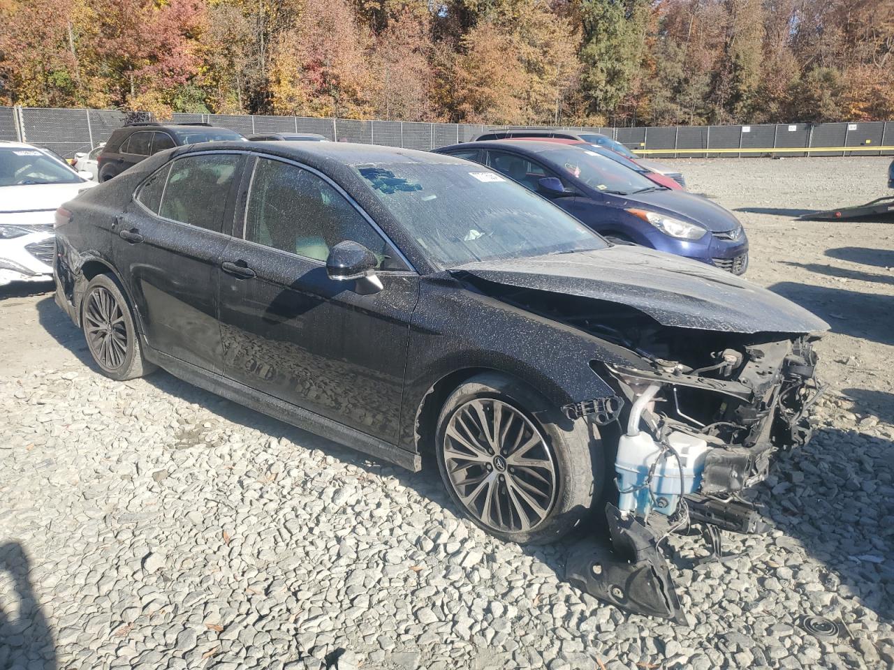 VIN 4T1B11HK7JU640309 2018 TOYOTA CAMRY no.4