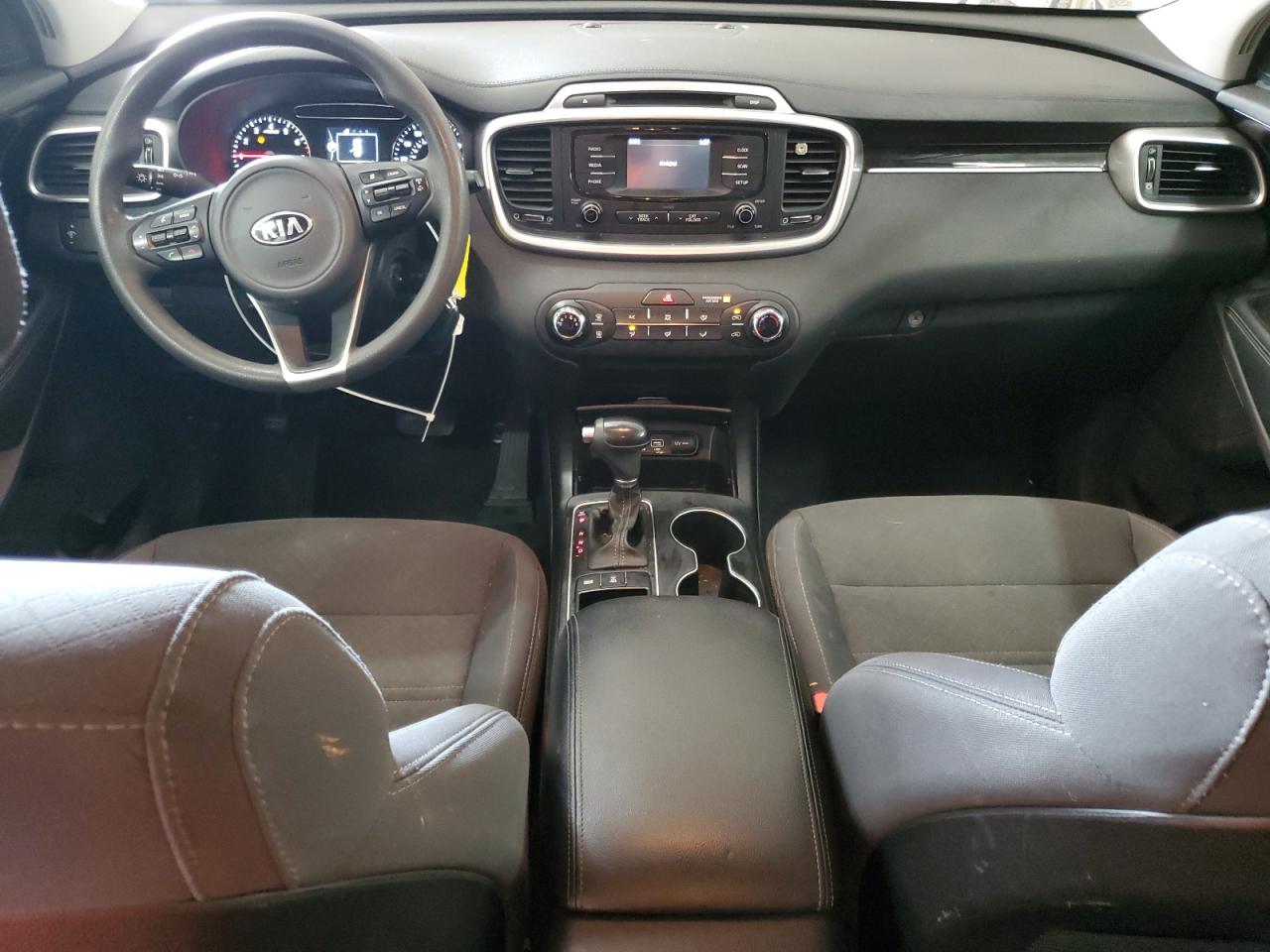 5XYPGDA33HG295546 2017 Kia Sorento Lx