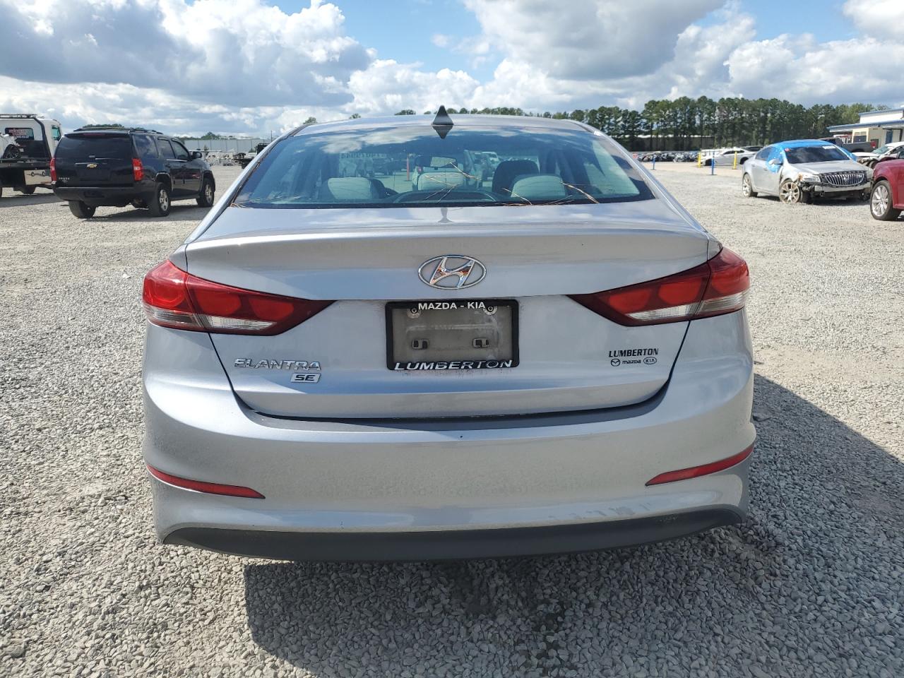 5NPD74LF2HH069906 2017 Hyundai Elantra Se