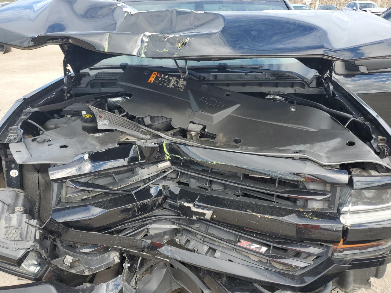 2018 Chevrolet Silverado - Image 13