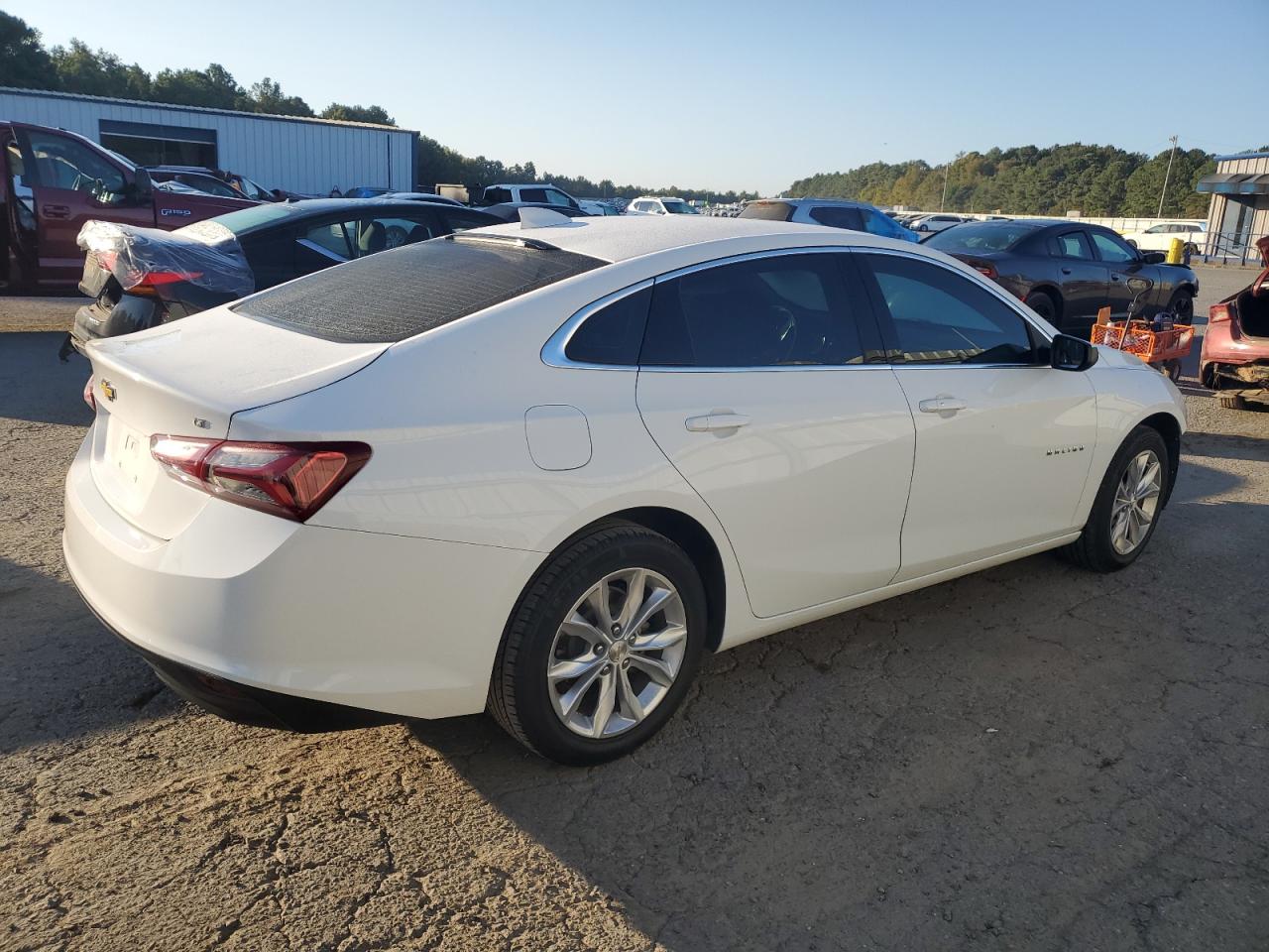 2021 Chevrolet Malibu - Image 3