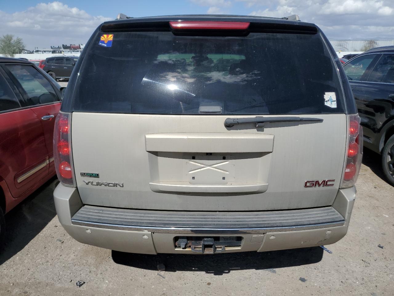 1GKUKEEF3AR103209 2010 GMC Yukon Denali