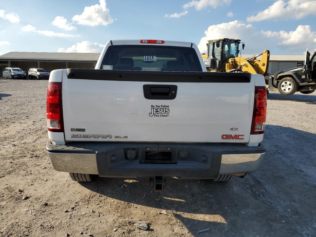 3GTP1VE08BG375246 2011 GMC Sierra C1500 Sle