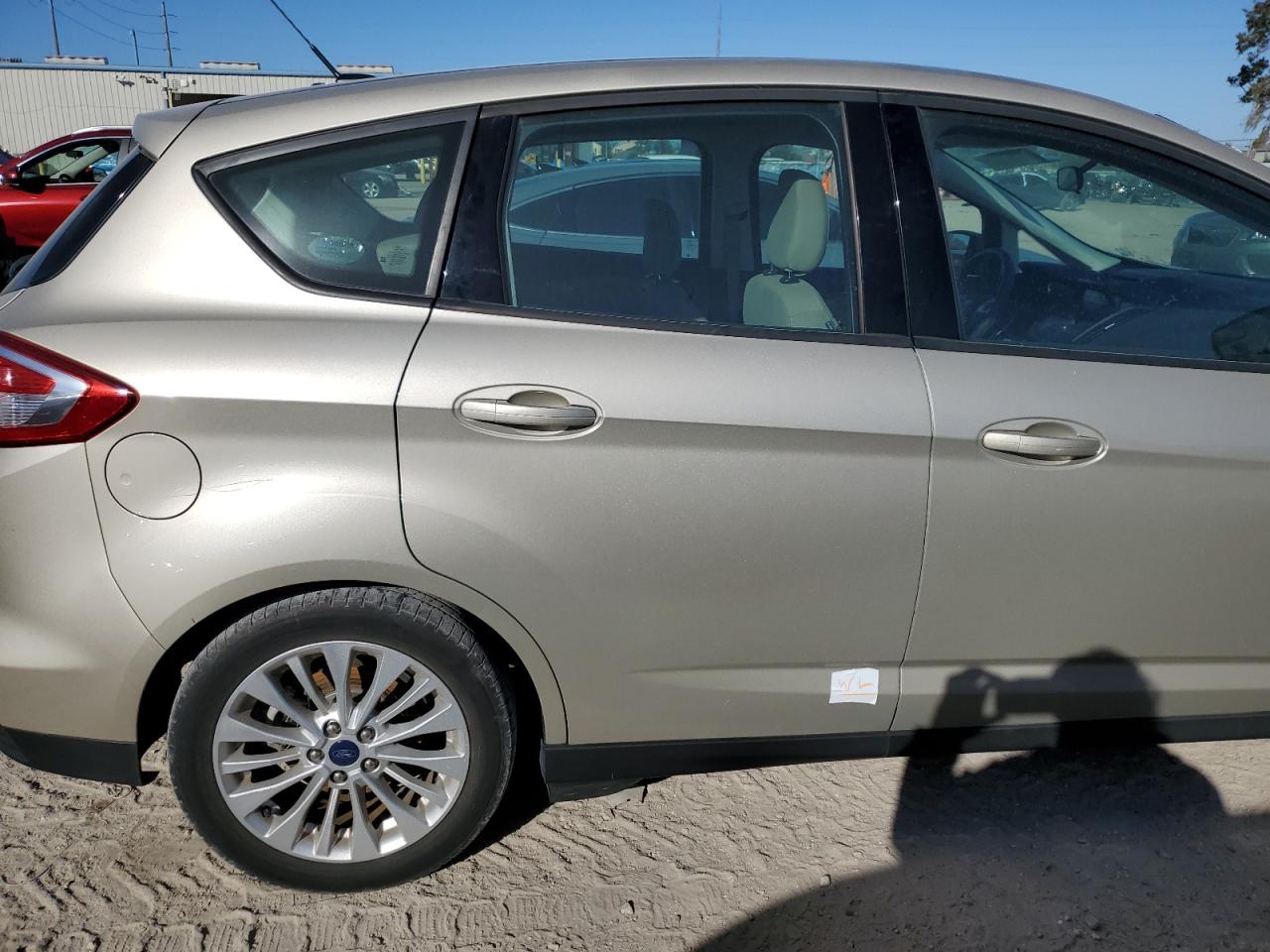 1FADP5AU8JL105306 2018 Ford C-Max Se