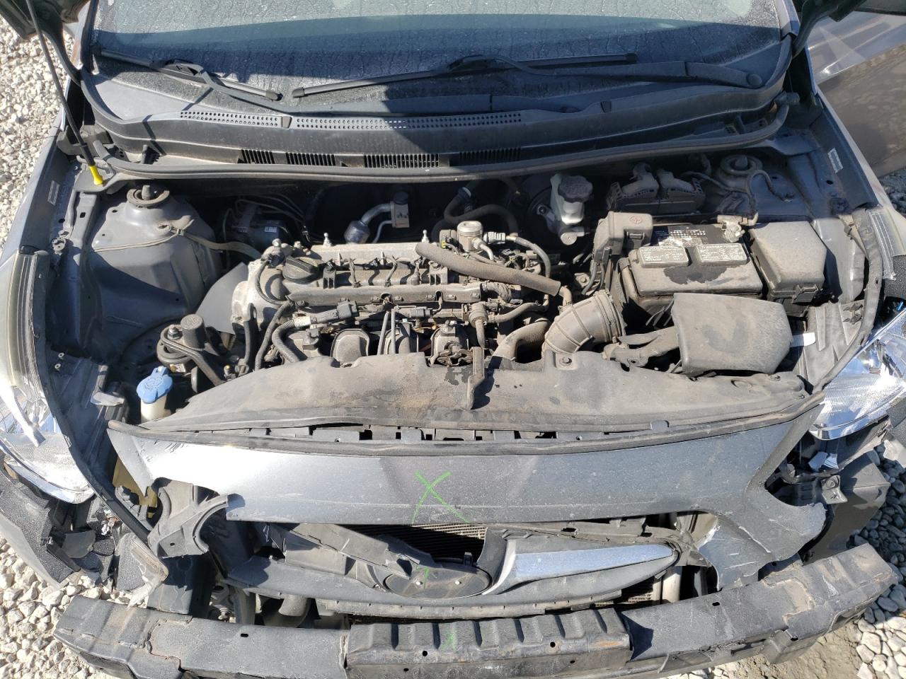 2013 Hyundai Accent - Image 11