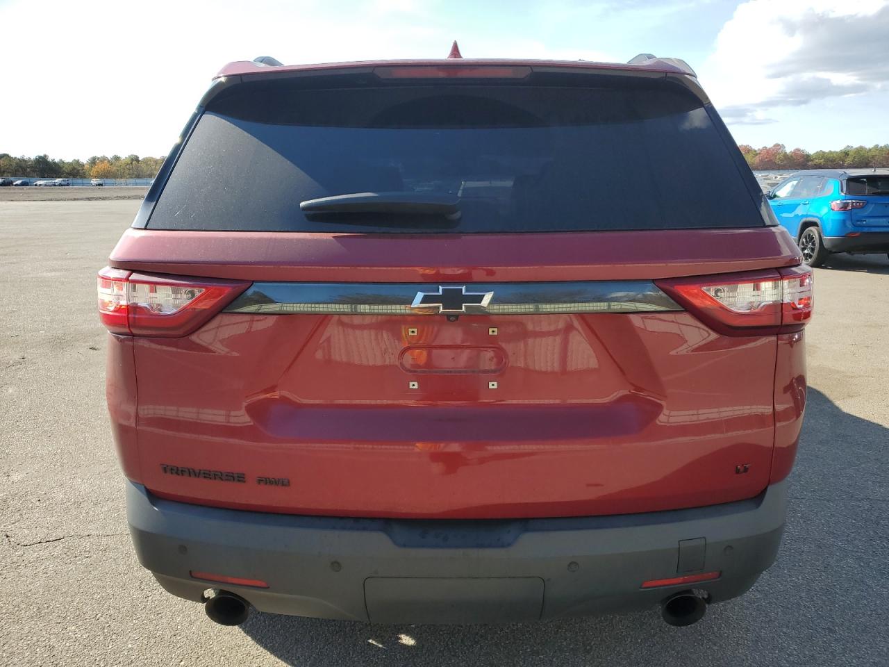 1GNEVGKW2KJ155445 2019 Chevrolet Traverse Lt