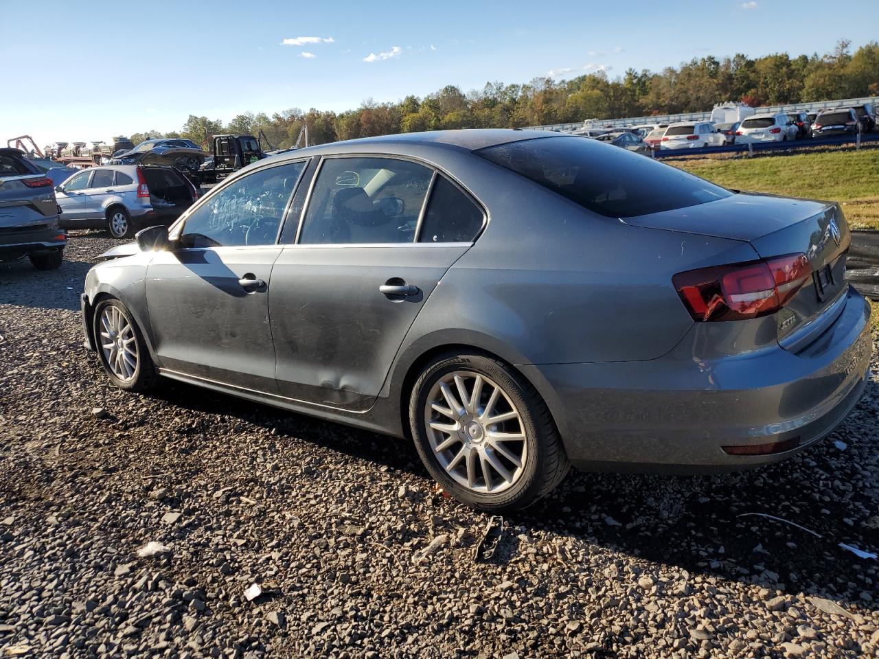 2017 Volkswagen Jetta - Image 2
