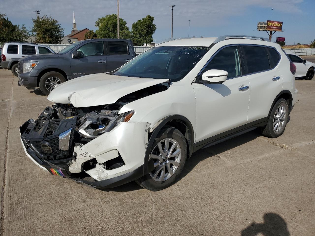 2018 Nissan Rogue - Image 1