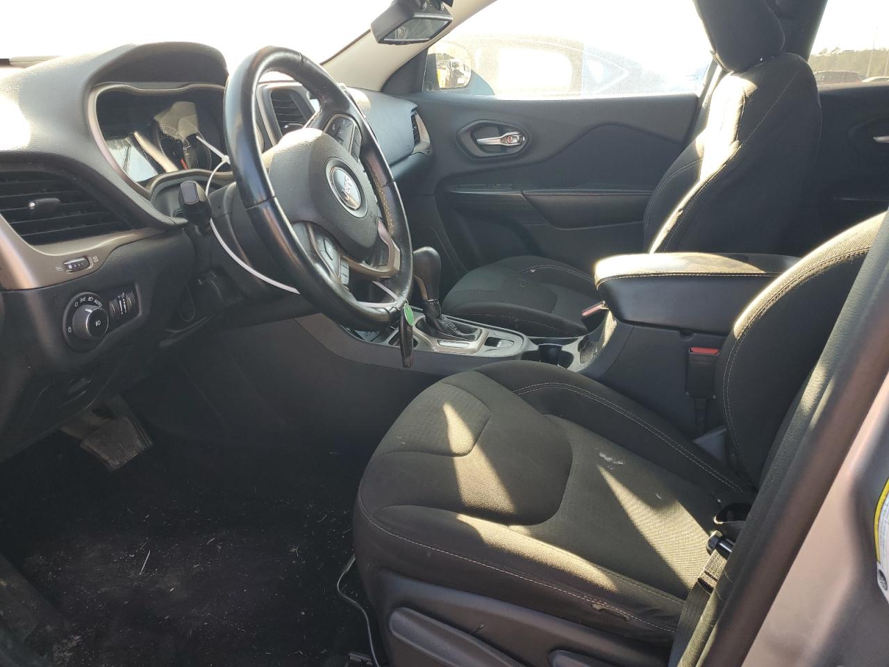2016 Jeep Grand Cherokee - Image 7