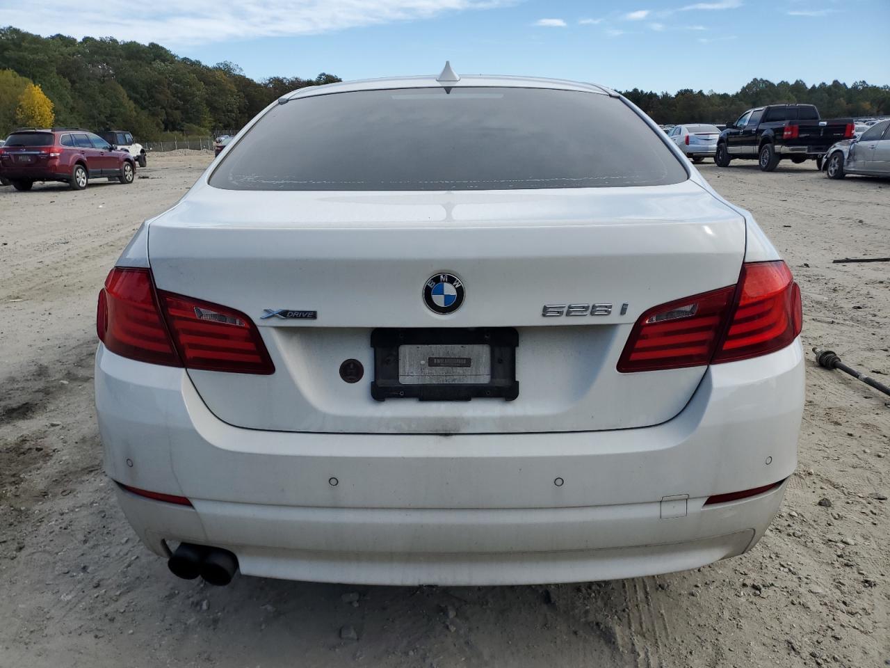 2013 BMW 528 Xi VIN: WBAXH5C56DD109392 Lot: 75740294