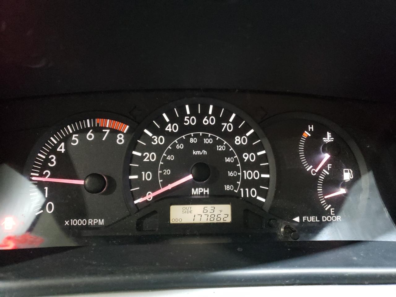 2005 Toyota Corolla - Image 9