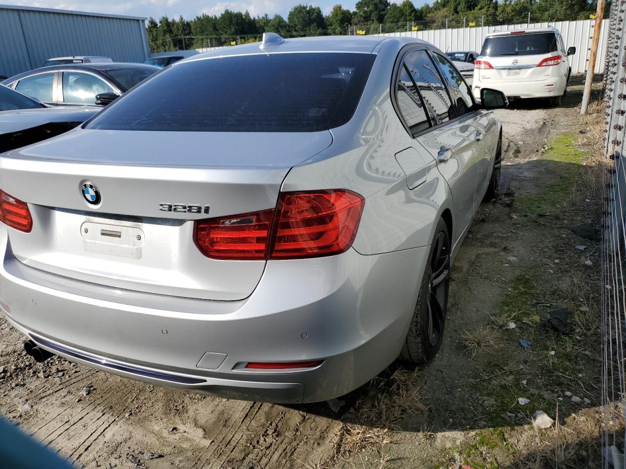 VIN WBA3A5G54FNS90373 2015 BMW 3 SERIES no.3