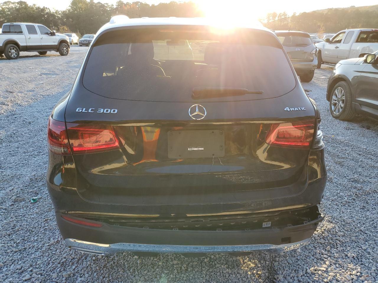 2020 Mercedes-Benz GLC - Image 6