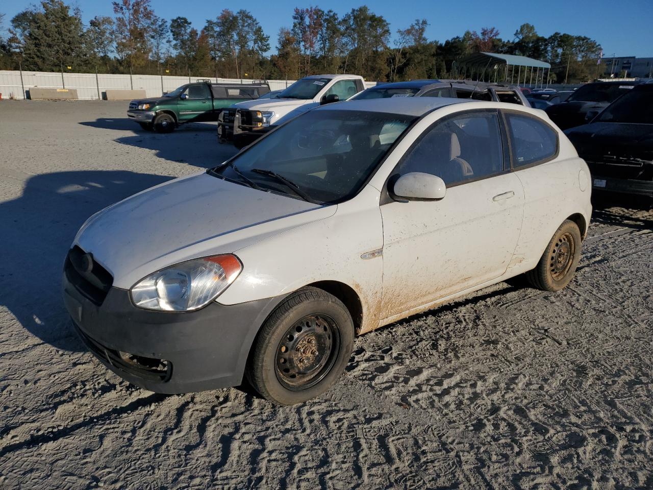 2010 Hyundai Accent - Image 1