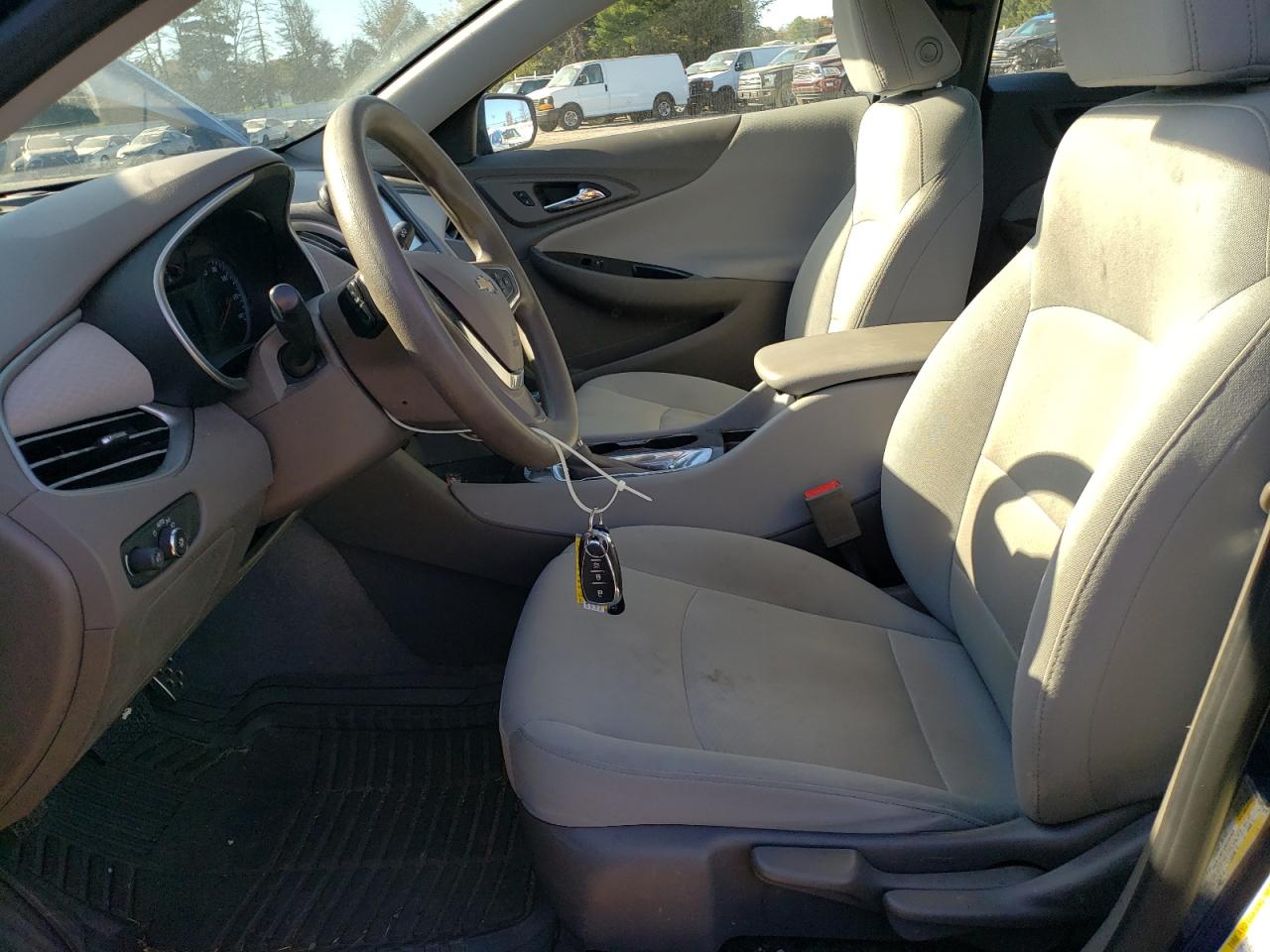 2017 Chevrolet Malibu - Image 7
