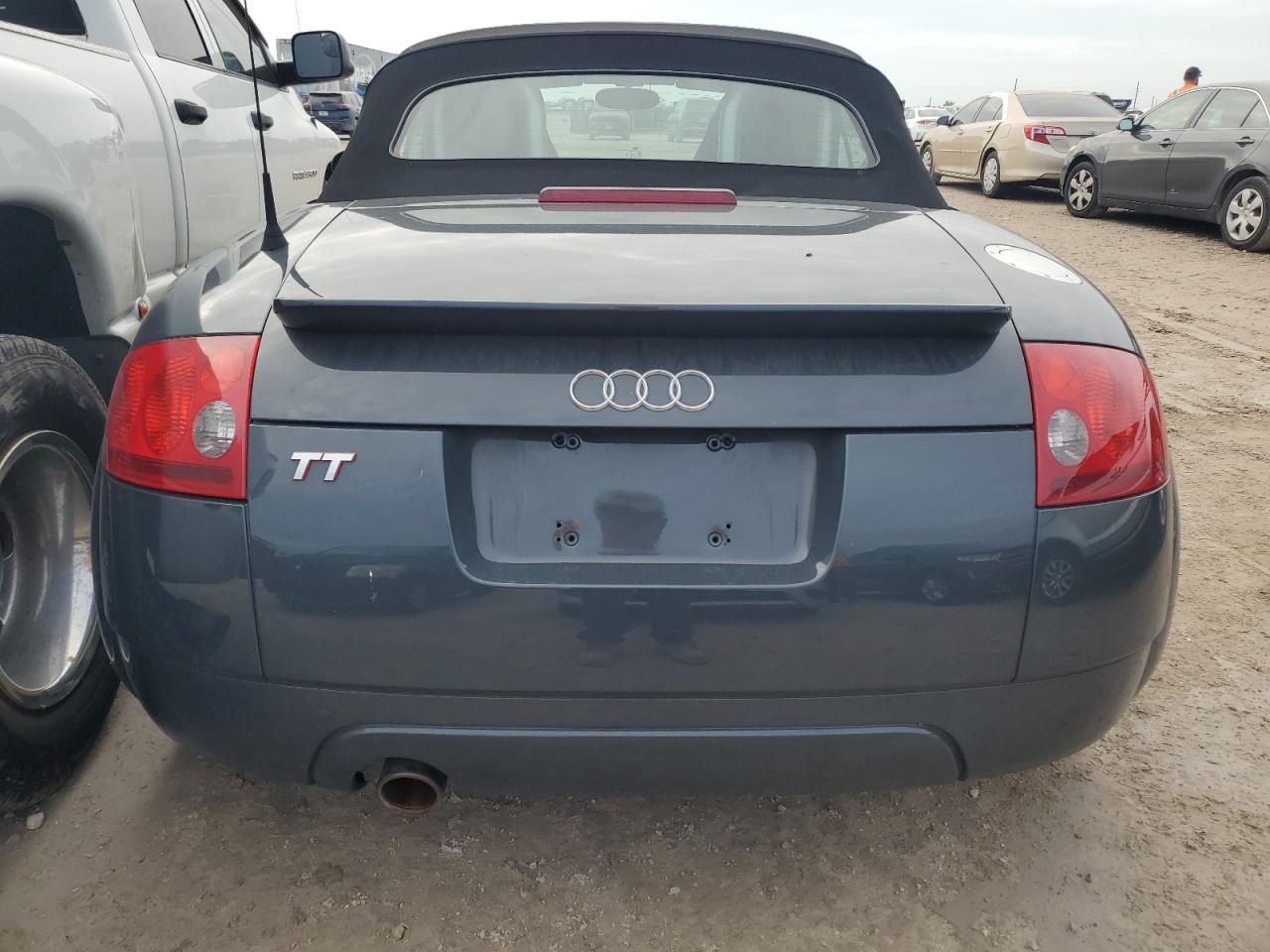 2006 Audi Tt VIN: TRUTC28N361000275 Lot: 75401594