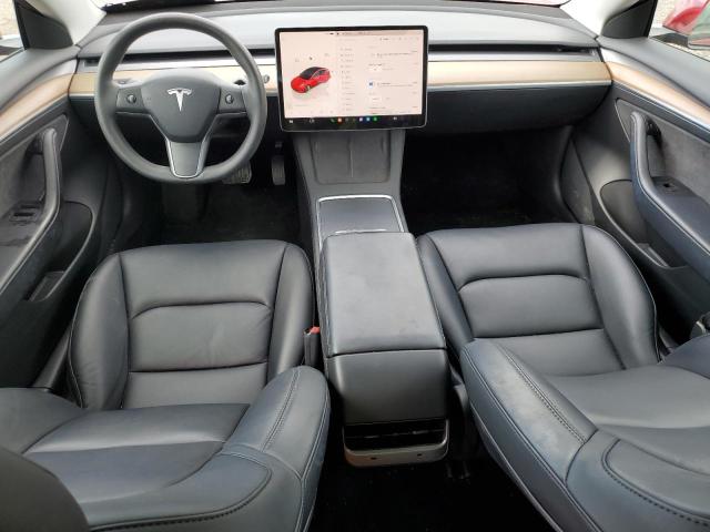  TESLA MODEL 3 2023 Червоний