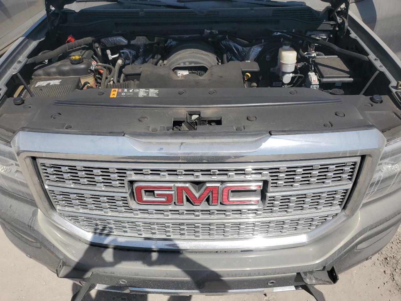 2018 GMC Sierra K1500 Denali VIN: 3GTU2PEJ0JG301399 Lot: 74597364